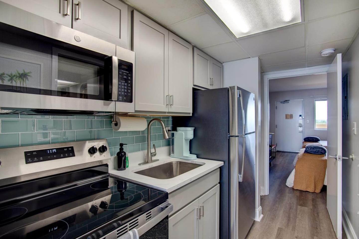 Oceanfront Escape Renovated Suite At Camelot Myrtle Beach Exterior foto